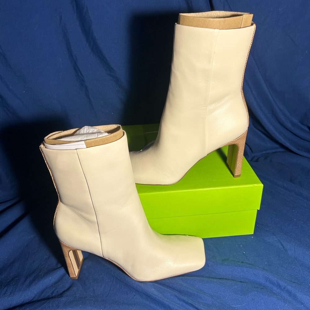 Sam Edelman- ANIKA, IVORY LEATHER, 6 women sw